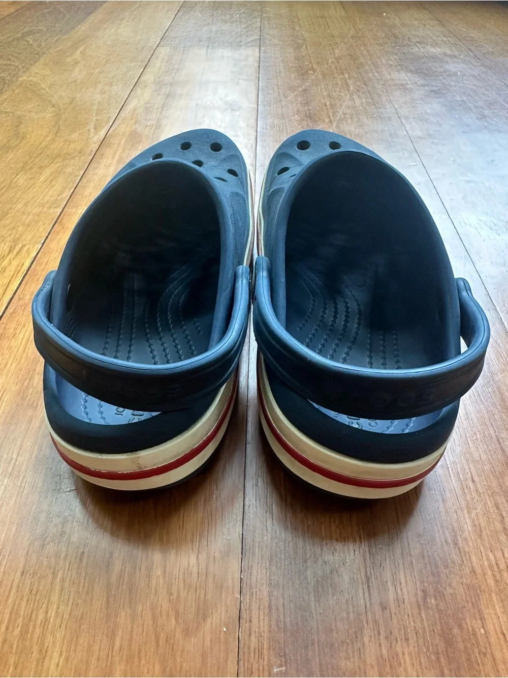 Crocs Kids’ Crocband Clog, Size 1 Big Kid, Navy/Red